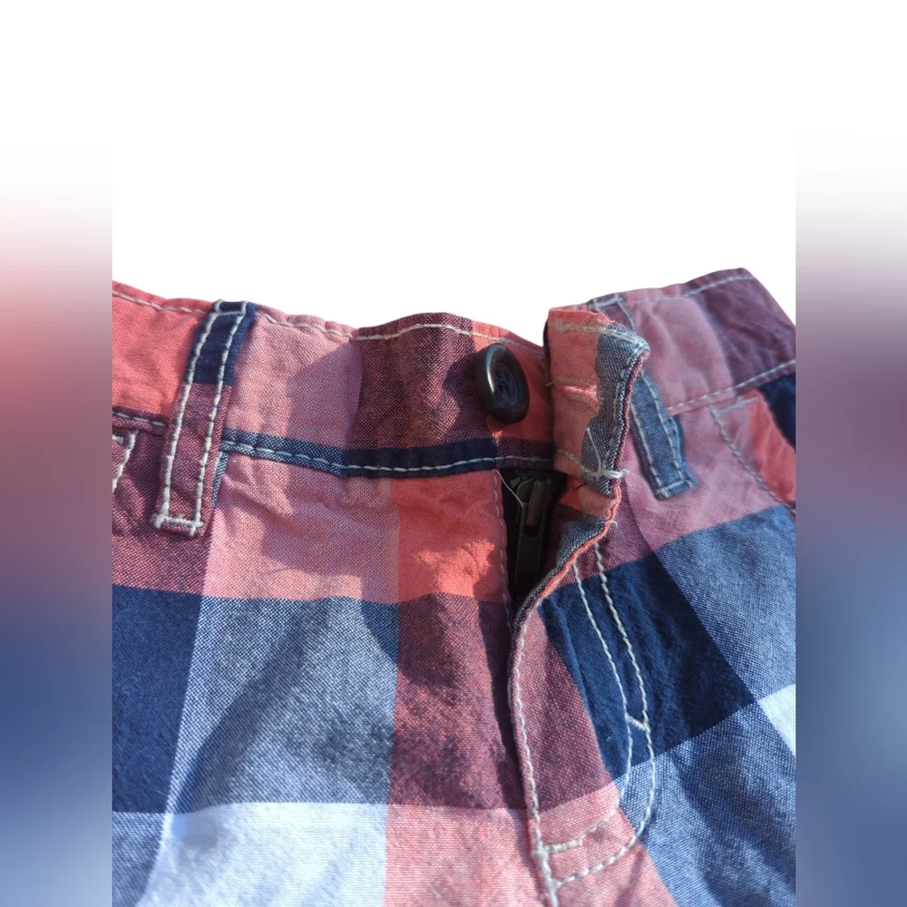 Old Navy Baby Plaid Shorts Size 18-24 Months.